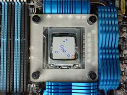 Summer Reminder: If You'Re Hot, They'Re Hot. Thermal Paste Can Dry Out And  Become Ineffective. : R/Homelab