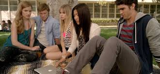 50 de filme pentru adolescenți la care mă uitam în liceu (i). Seriale Pentru Adolescenti Recomandari Drame Sau Comedii Despre Liceu