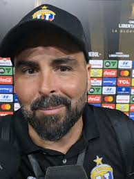 "𝙃𝙞𝙘𝙞𝙢𝙤𝙨 𝙝𝙞𝙨𝙩𝙤𝙧𝙞𝙖". 🔝 Impresiones de Daniel Sasso, director  técnico de UCV, tras lograr un empate histórico contra Corinthians.  📋💛💙❤️ 🎤: @ramzinedine #Libertadores #CONMEBOLLibertadores #UCV #UCVFC  ...