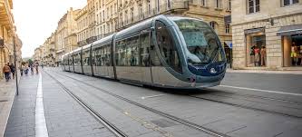 Bordeaux introduced the concept of classification in 1855 under napoleon iii, and it now serves as an expression of quality and prestige worldwide. Bordeaux Riesenflasche Oder Tram Falstaff