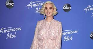 I am not complaining about the kiss from katy perry at all, doing a few news reports and being interviewed by many different reporters has caused some major questions. Is Katy Perry Pregnant During American Idol Details On The Filming
