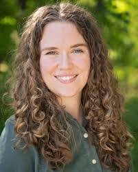 Denise Rue's Instagram, Twitter & Facebook