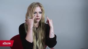 The same can be said of lavigne herself. Watch Avril Lavigne S Signature Smoky Eye Allure