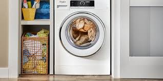 While many stackable washers and dryers promise quiet operation, this set by maytag actually delivers on this. Small Spaces Whirlpool