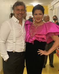Born 18 september 1971) is a russian operatic soprano who has an active international career and performs prominently at the salzburg. Anna Netrebko Annanetrebko Twitter