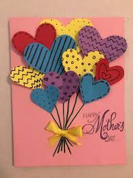 All you'll need is cardstock, mini models, pinking shears, and glue. Mother Day Card Mothersdaycard Mothersday Card Diy Mom Tarjetas Artesanales Tarjetas Para Mama Manualidades Manualidades Escolares