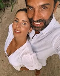 Get in touch with catarina gouveia (@catarinagouveia12) — 2040 answers, 9248 likes. Catarina Gouveia Declara Se Ao Marido Com Nova Fotografia Holofote