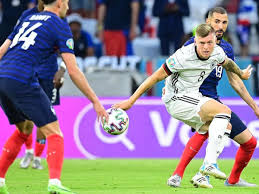 Transfers, gehalt, erfolge, statistiken im klub und im nationalteam. Niederlage Gegen Frankreich Em Auftakt Deutschland Schon Jetzt Unter Zugzwang Shz De