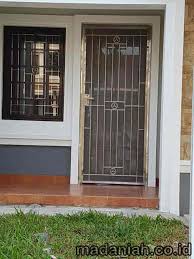 Gambar model teralis jendela rumah minimalis paling modern terbaru. Teralis Jendela Dan Pintu Minimalis Model Terbaru Madaniah