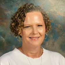 Stephanie Eggers's Instagram, Twitter & Facebook