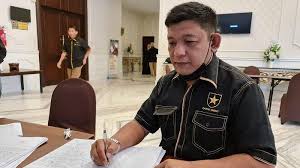 Kredit kepada para pengurus & pegawai lpd. Lcvxh2ktzztcem