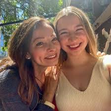 Allison Colvard's Instagram, Twitter & Facebook