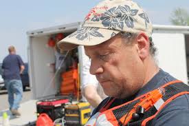 Emergency responders prep for an oil spill