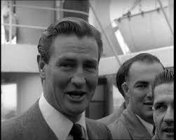 AUSTRALIAN CRICKETERS ARRIVE