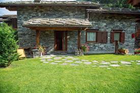 Appartamento trilocale dispongo in affitto nel comune di aosta, provincia di aosta. Le Petit Coeur Villa Deluxe With Garden Aggiornato Al 2021 Tripadvisor La Salle Case Vacanze