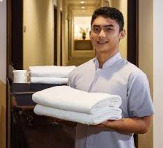 Secara struktur organisasi, executive housekeeper adalah orang nomor satu dalam organisasi housekeeping, wilayah pekerjaannya tentu sangat luas meliputi aspek operational dan administrasi. Housekeeping Di Industry Hospitality Fungsi Utama Pengawasan Manajemen Housekeeping Rules Dan Profesionalisme Ilmuperhotelan Apa Yang Kamu Cari Ada Di Sin I