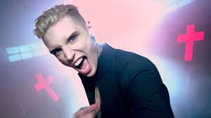 Among his latest output is the below music video for his solo track king for a day, which he directed, produced and wrote the treatment for. Black Veil Brides Announces Livestream Show Alive And Burning 2