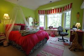 You can induce the idea of the zebra print without actually using the traditional design. How To Incorporate Zebra Print Into Your Bedroom S Decor