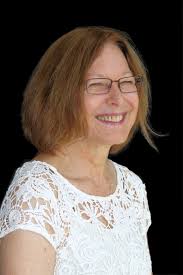 Peggy Grant's Instagram, Twitter & Facebook