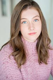 Georgia Coles's Instagram, Twitter & Facebook