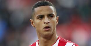 Jul 03, 2021 · mohamed ihattaren heeft in de zomerstop niet stilgezeten. Ihattaren Maakt Indruk Als Hij Soms Liever Thuis Wil Zijn Dan Mag Hij Dat Voetbalprimeur Nl
