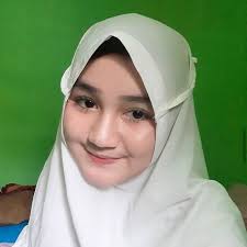 Usianya waktu itu 36 tahun,teteknya lumayan gede,kalau kesekolah kuisap air itu,mama teriak kecil akhhhh…permainanku tidak berhenti sampai disitu, lidahku trus bermain dimemek mama sedangkan. Inspirasi Hijaber Cantik Jutaan Gambar Beautiful Hijab Beautiful Hijab