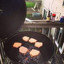 Delicious Bubba Burgers On The Grill By Matt Hangover Losee Bubbaburger Bubbaburgers Burgers Hamburgers Burgerl Lean Eating Bubba Burgers Grilling