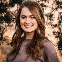 Emily Clemmons's Instagram, Twitter & Facebook