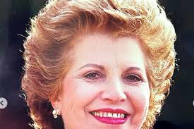 Morre a cantora lírica Vera Campos