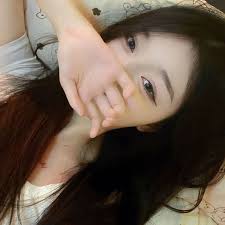 Today is the 150th birthday of 2nd class Titanic passenger Annie Funk.  Annie was a Mennonite missionary who taught in an all girl's school in  India at a time when most of