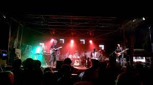 La première fête de la musique a lieu le 21 juin 1982 : Makasiwe Fete De La Musique Caudebec En Caux 2017 Youtube