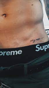 Tatto Men Tatouages Pelviens Tatouage Bas Du Ventre Discret Tattoo