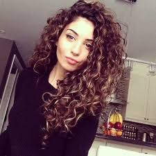 It's an easy hairstyle to pull off because it looks great on everyone. 1000 Ideas About Big Curl Perm On Pinterest Long Permed Curly Hair Styles Naturally Hair Styles Permed Hairstyles