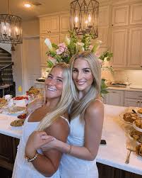 anna haralson! (@annaharalsonn) • Instagram photos and videos