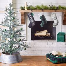 Ya está aquí la navidad y nada mejor que poner el árbol en casa para dar la bienvenida a esta maravillosa época, cargada de. Adornos Navidenos 2020 2021 De 150 Fotos E Ideas Modernas