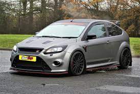 Modified Ford Focus Rs Vinyl Wrapped In Matte Metallic By Ultimate Wraps Uk Ford Focus Ford Focus Rs Lifted Ford Trucks