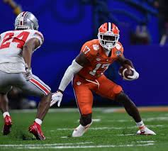 If you really want to be a great wide receiver, you're going to need to hit the weight room hard. Clemson Wide Receiver Cornell Powell Kept His Nfl Dream Alive