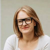 Anastasia Berger's Instagram, Twitter & Facebook