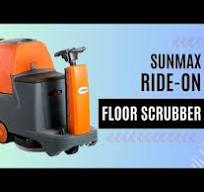 RT70 Ride-On Floor Scrubber, 48000 Sqft/H Efficiency, 18.5 Gal Tanks,  31-inch Squeegee Width
