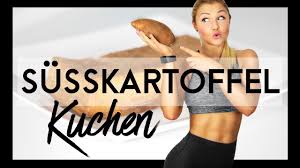 „zum beispiel meinen frühstückskuchen oder meine proteinmuffins. Hammer Fitness Fruhstuck Susskartoffelkuchen Sophia Thiel Youtube