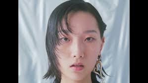 Ray Chu London Woman FW 22-23