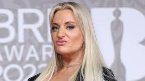 Daisy May Cooper says she'd 'shoplift and drink heavily' as she struggled  to find a job