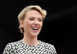 Collection with 3114 high quality pics. Scarlett Johansson Pferdeflusterer Film Scarlett Johansson Movies