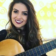 Stream Julia Pinheiro music