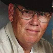 Robbie Hartman's Instagram, Twitter & Facebook