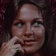 Список и рейтинг фильмов актера Tallie Cochrane на CUB