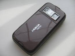 Unboxing the Nokia N85 and Initial ...