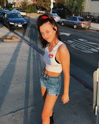 Emma Chamberlain On Instagram Emma Chamberlain Summer Outfits Emma Style