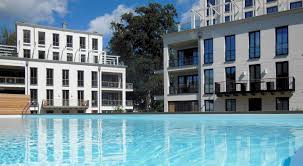 Die ferienwohnungen der sanierten gründerzeitvillen „gudrun, „elfeld, „seestern, „seeadler und seeblick liegen 1. Luxus Ferienwohnung Binz Mit Sauna Und Pool Villa Mathilde