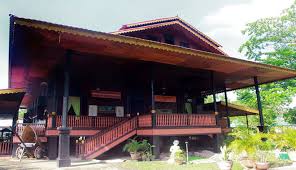 Rumahnya berbentuk persegi panjang, dengan memanjang ke belakang. Memahami 7 Manfaat Dan Kegunaan Rumah Adat Yang Ada Di Indonesia
